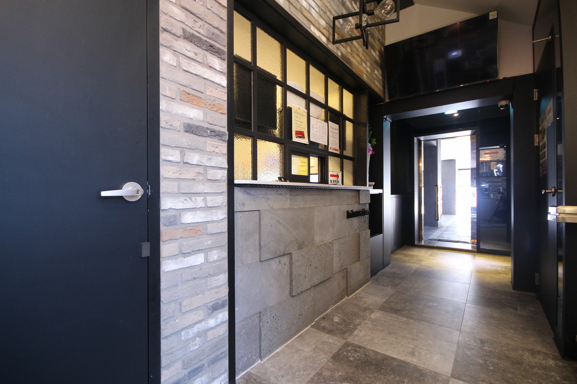 The May Hotel Busan Buitenkant foto